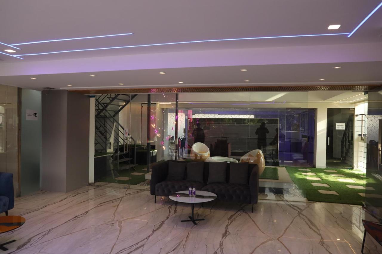 غورغاون Vaabi Saabi Hotel المظهر الخارجي الصورة