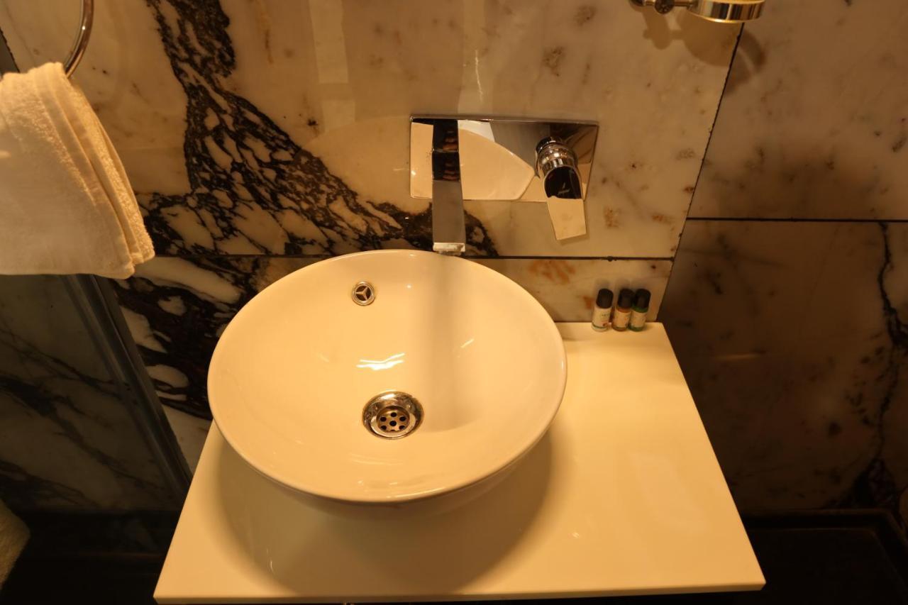 غورغاون Vaabi Saabi Hotel المظهر الخارجي الصورة